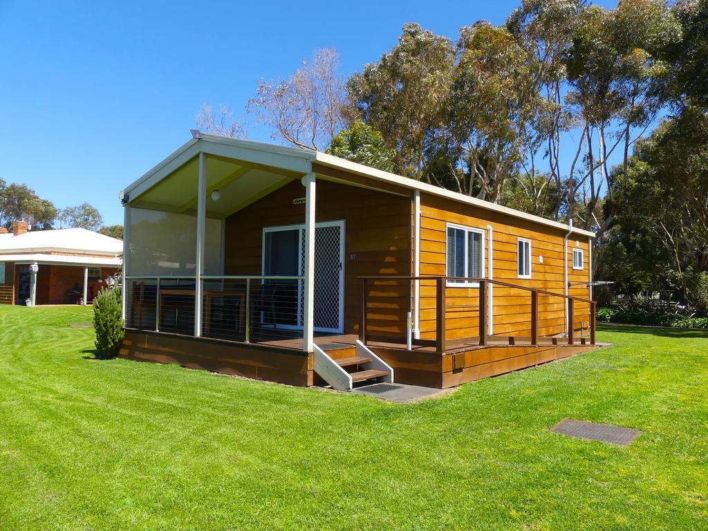 Pelican Waters Holiday Park Port Fairy Exterior photo