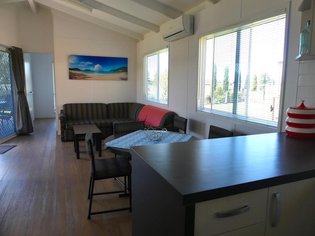 Pelican Waters Holiday Park Port Fairy Exterior photo