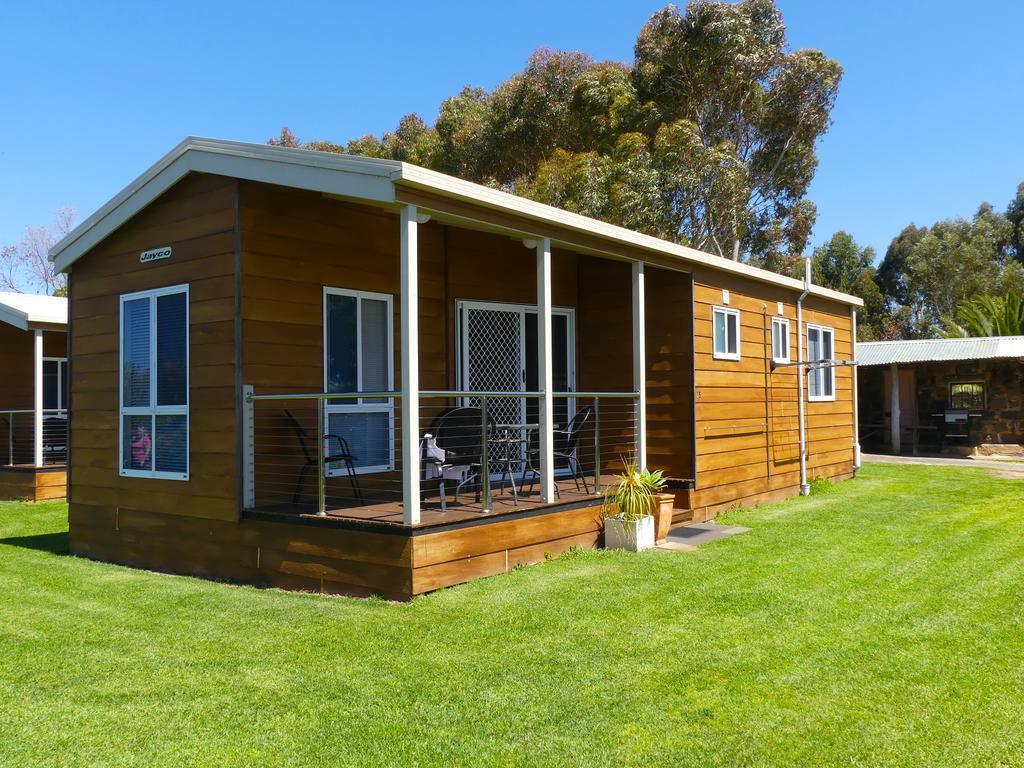 Pelican Waters Holiday Park Port Fairy Exterior photo