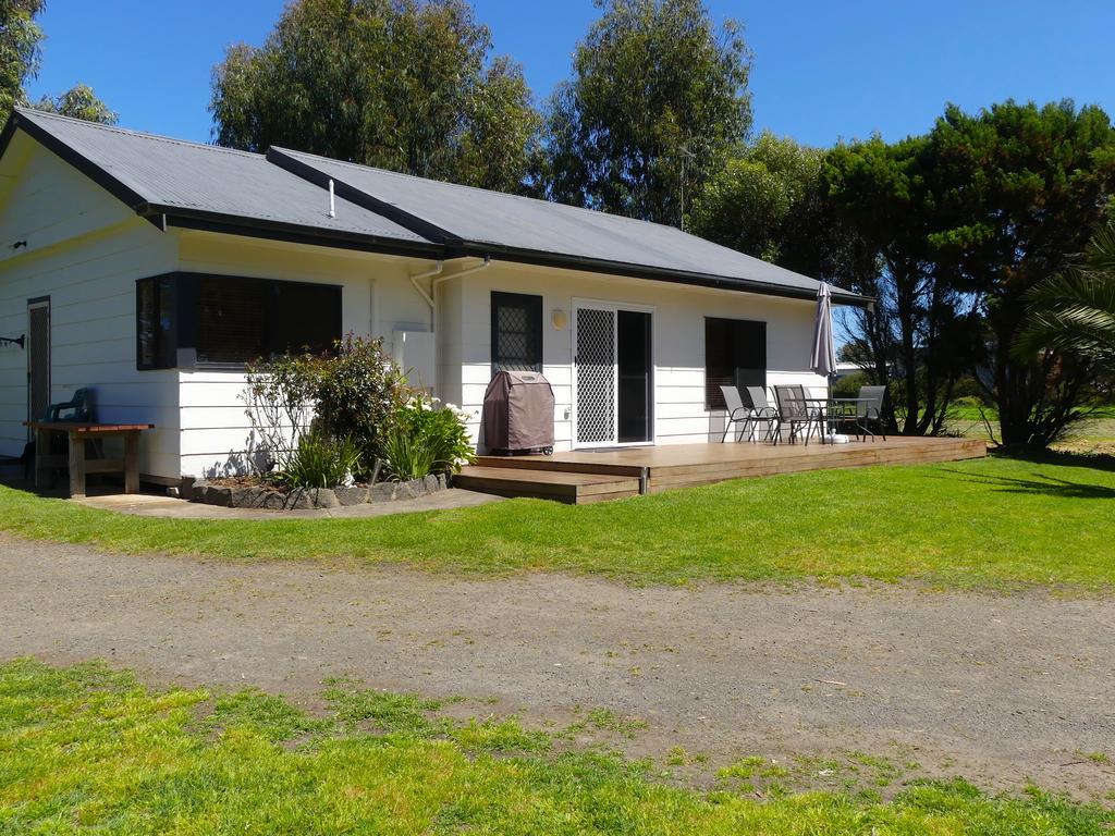 Pelican Waters Holiday Park Port Fairy Exterior photo